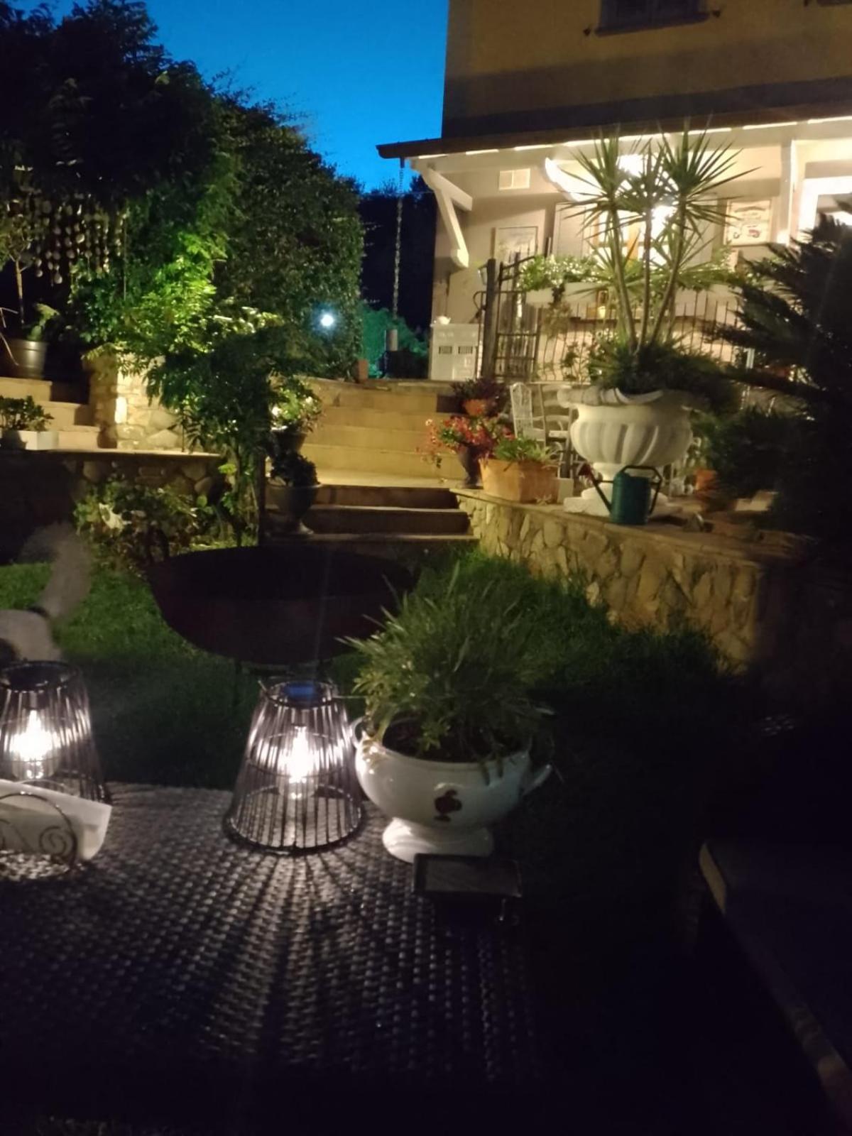 Jasmine Cottage Luni Bagian luar foto
