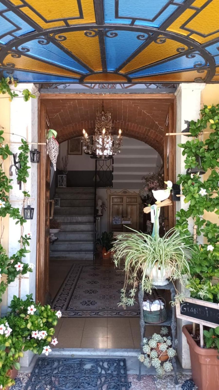 Jasmine Cottage Luni Bagian luar foto